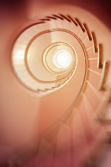 Tout savoir sur les bandes antidérapantes pour escalier : sécurité et installation